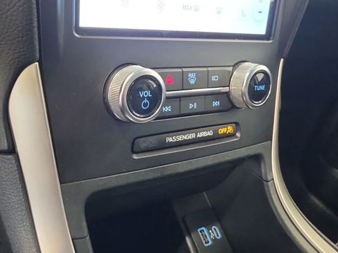 Used 2024 Ford Edge SEL w/ Convenience Package AWD/4WD image 29