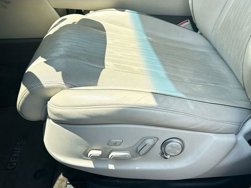 Used 2021 Genesis GV80 3.5T w/ Advanced Package 06 image 20