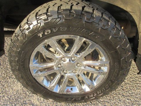 Used 2022 Chevrolet Silverado 1500 LTZ image 10