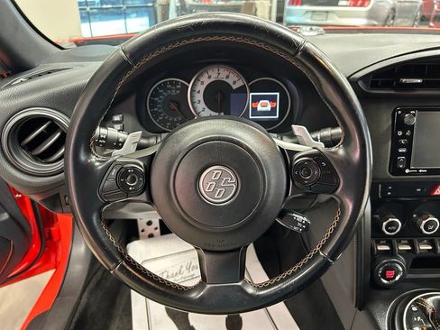 Used 2017 Toyota 86 860 Special Edition RWD image 10