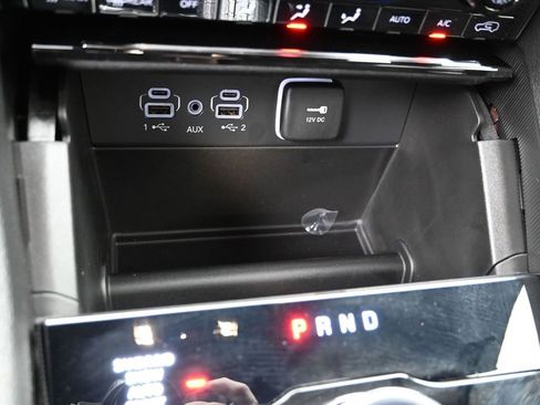 New 2025 Jeep Grand Cherokee L Limited image 17