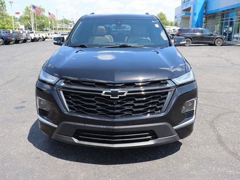 Used 2022 Chevrolet Traverse Premier AWD/4WD image 38