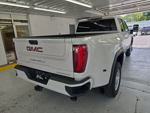 Certified 2024 GMC Sierra 3500 Denali w/ Denali Reserve Package image 5