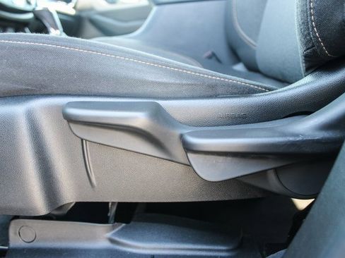 Used 2020 Chevrolet Traverse LS image 12