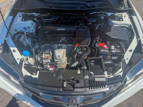 Used 2017 Honda Accord EX-L image 22