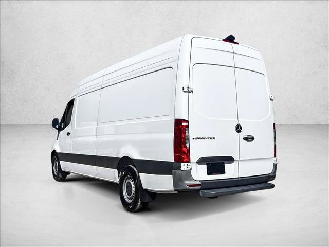 Used 2024 Mercedes-Benz eSprinter 170 Cargo image 8
