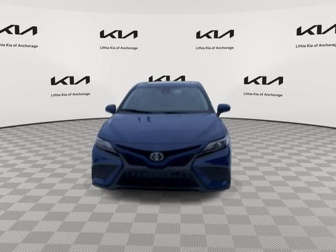 Used 2023 Toyota Camry SE w/ Cold Weather Package image 3