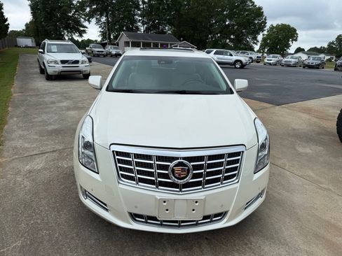 Used 2013 Cadillac XTS Luxury w/ Driver Awareness Package FWD image 6
