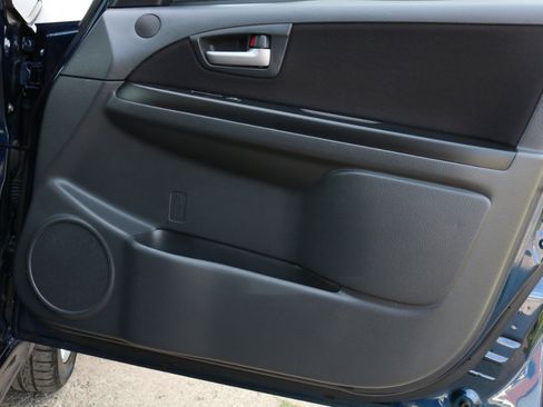 Used 2009 Suzuki SX4 Sport image 41