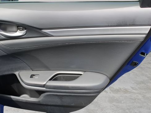 Used 2018 Honda Civic EX-L image 24