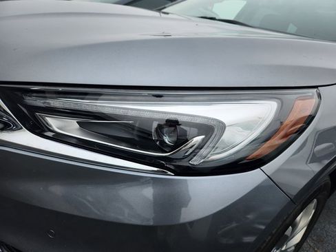 Used 2021 Buick Enclave Avenir w/ Avenir Technology Package image 27