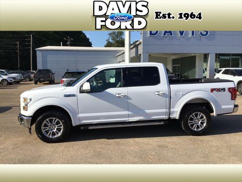 Used 2017 Ford F150 Lariat w/ Equipment Group 501A Mid AWD/4WD image 4