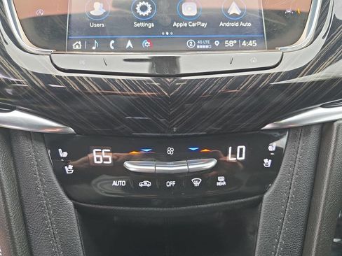 Used 2023 Cadillac XT6 Premium Luxury image 19