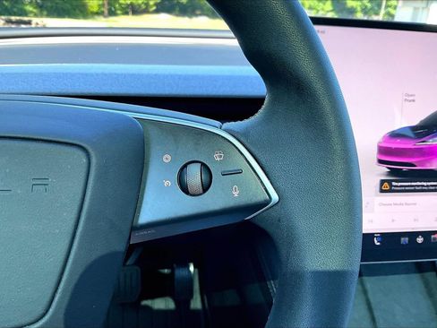 Used 2025 Tesla Model 3 Long Range RWD image 29