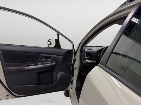 Used 2017 Subaru Crosstrek 2.0i Premium AWD/4WD image 14
