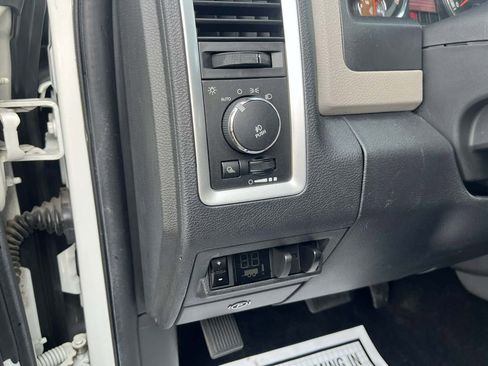 Used 2011 RAM 2500 Big Horn image 20