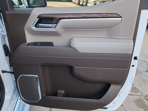New 2026 GMC Sierra 1500 SLT w/ SLT Premium Plus Package image 41