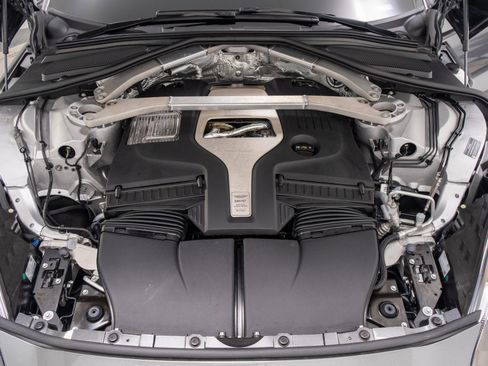 Used 2025 Aston Martin DBX 707 AWD/4WD image 12