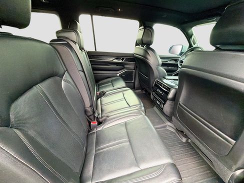Used 2022 Jeep Wagoneer Series I w/ Premium Group I RWD image 29