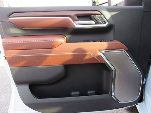 New 2026 GMC Sierra 3500 Denali Ultimate image 12