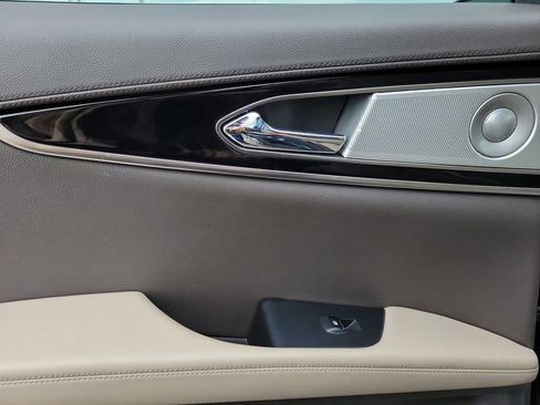 Certified 2023 Lincoln Nautilus Reserve w/ Equipment Group 202A image 14