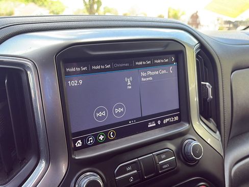 Certified 2022 Chevrolet Silverado 1500 LT AWD/4WD image 30
