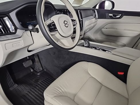 Certified 2025 Volvo XC60 T8 Plus w/ Protection Package Premier image 19