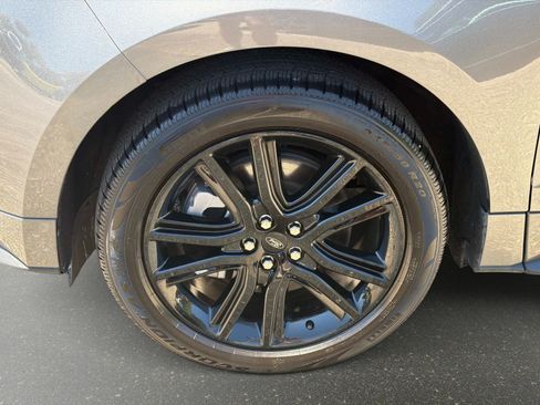 Used 2022 Ford Edge ST-Line AWD/4WD image 10
