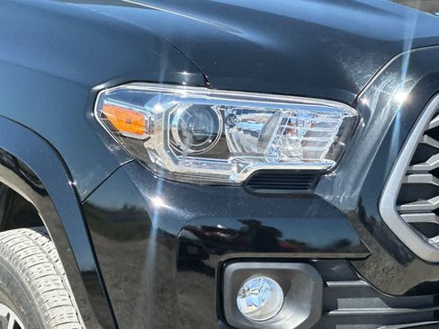 Used 2023 Toyota Tacoma TRD Sport w/ Advanced Technology Package AWD/4WD image 31