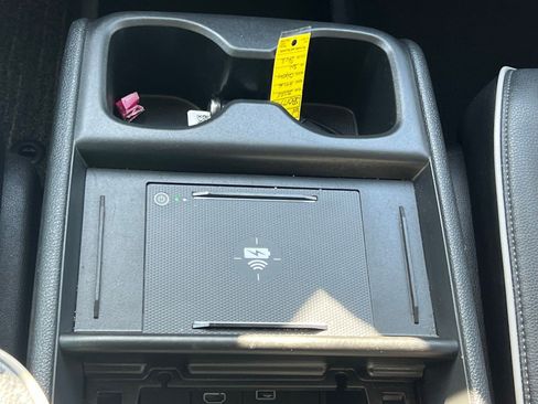 Used 2025 Honda Odyssey Touring image 37