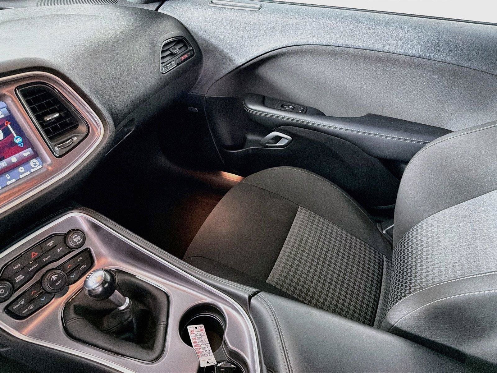 Used 2021 Dodge Challenger R/T Scat Pack RWD image 27