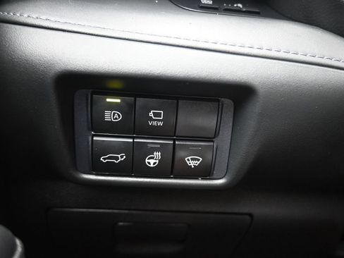 Used 2021 Toyota Highlander Limited AWD/4WD image 27