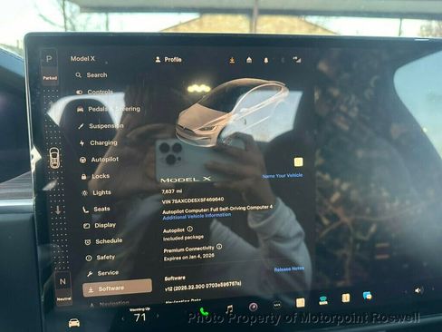 Used 2025 Tesla Model X image 15