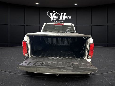 Used 2024 Chevrolet Colorado Z71 w/ Z71 Convenience Package 2 image 15