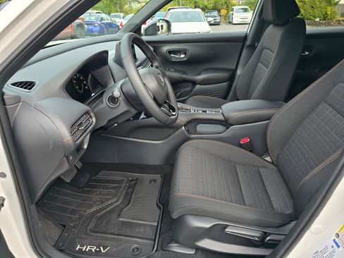 Certified 2026 Honda HR-V Sport image 11