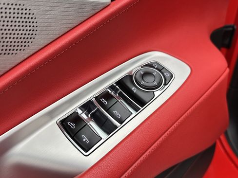 Used 2023 Chevrolet Corvette Stingray Preferred Conv w/ Z51 Performance Package image 12