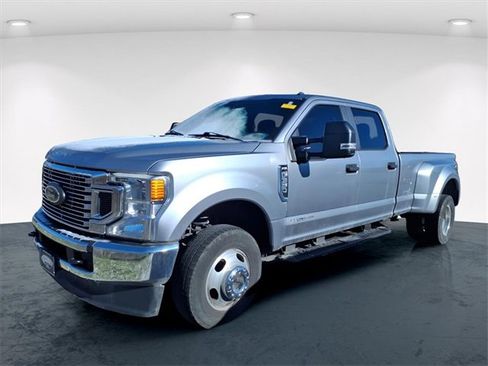 Used 2020 Ford F350 XL w/ STX Appearance Package image 2