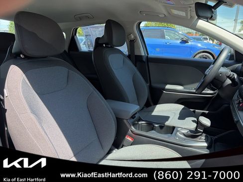Used 2025 Kia K4 FWD image 11