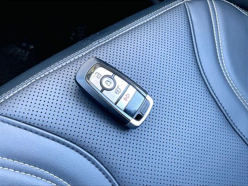 Used 2021 Ford Mustang Mach-E Premium image 29