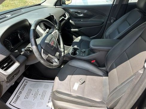 Used 2023 GMC Terrain SLT w/ Elevation Edition FWD image 9