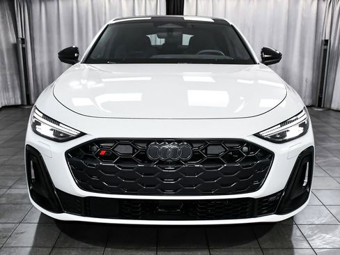 Used 2025 Audi S5 Prestige w/ Prestige Package AWD/4WD image 2