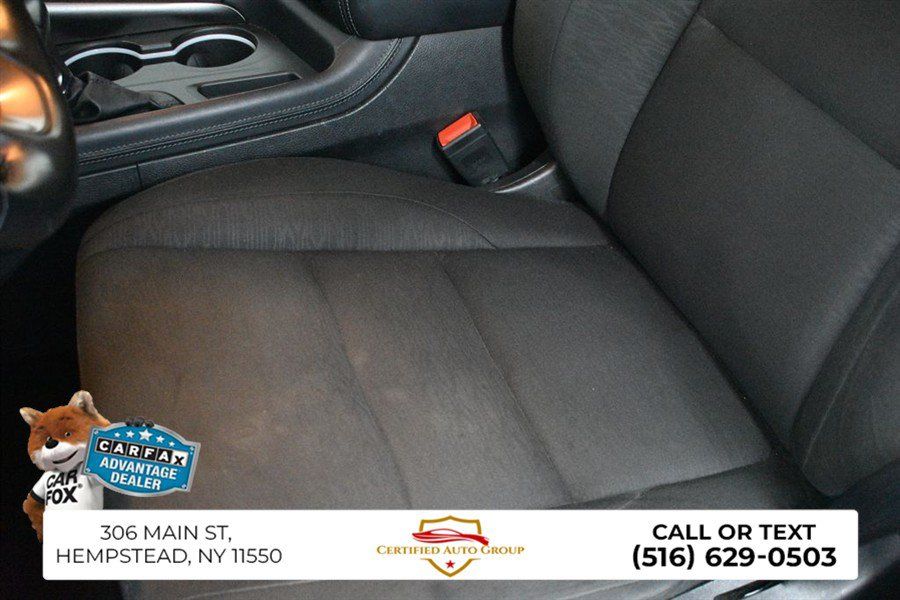 Used 2023 Dodge Durango SXT RWD image 11