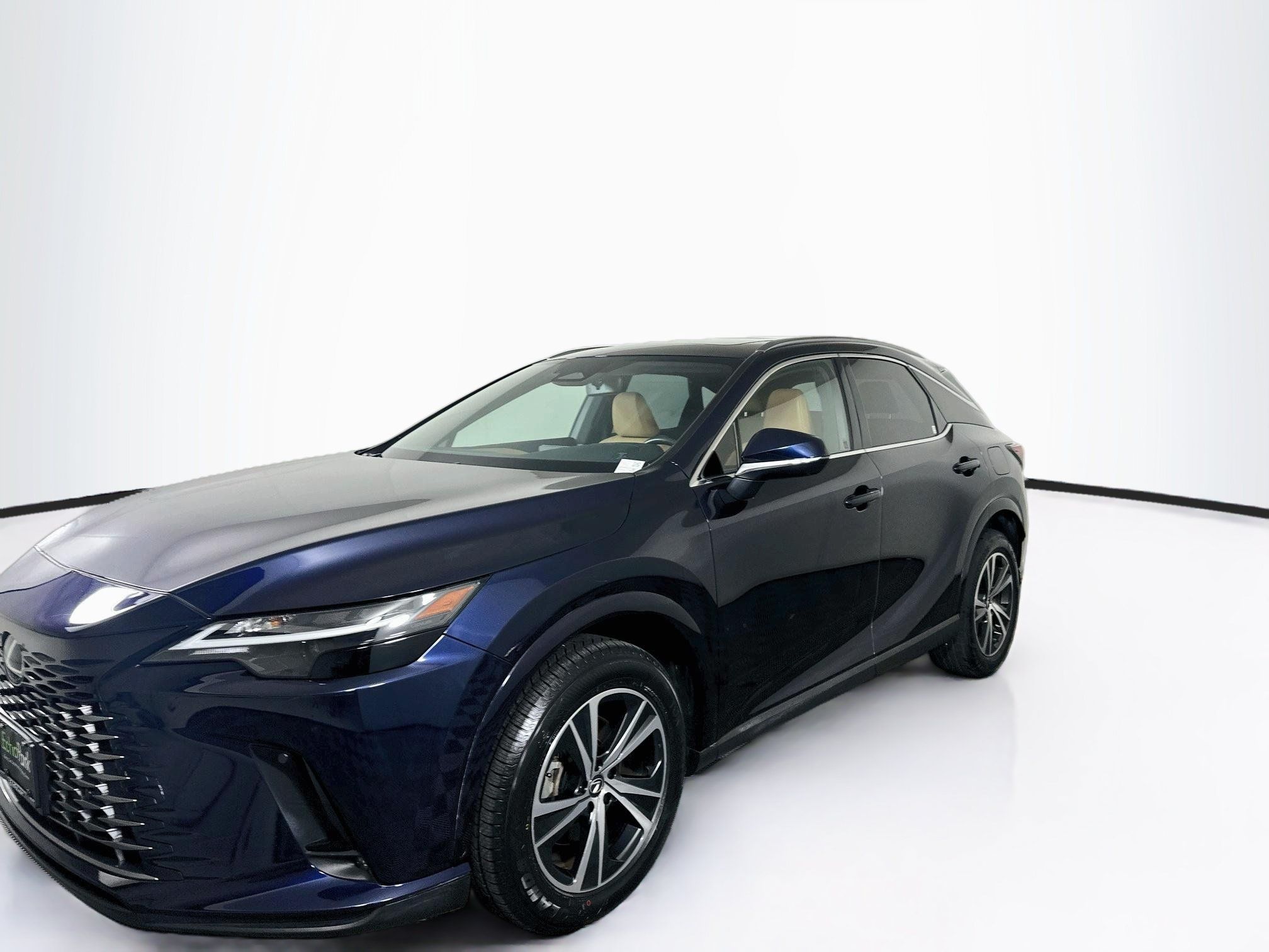 Used 2024 Lexus RX 350 Premium w/ Accessory Package (Z1) FWD image 3