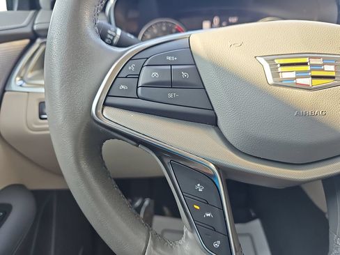 Used 2022 Cadillac XT5 Premium Luxury w/ LPO, Floor Liner Package FWD image 17