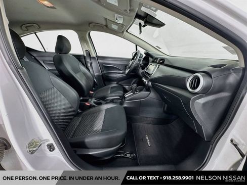 Used 2020 Nissan Versa S FWD image 25
