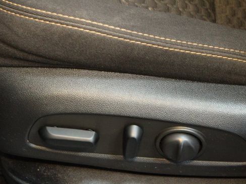 Used 2021 GMC Terrain SLE w/ Driver Convenience Package image 21