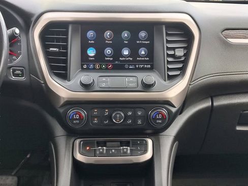 Used 2020 GMC Acadia Denali w/ Technology Package FWD image 13