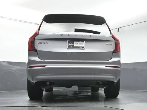 Certified 2026 Volvo XC90 B6 Plus w/ Protection Package Premier AWD/4WD image 38