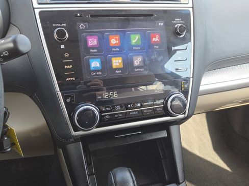 Used 2018 Subaru Outback 2.5i Premium image 29