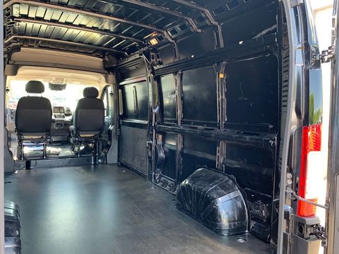 Used 2023 RAM ProMaster 2500 FWD image 27